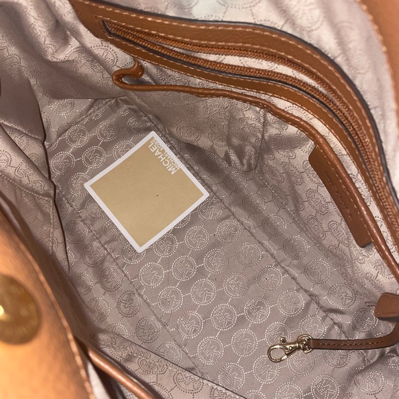 Michael Kors Whipped Hamilton Large LIKE NEW! - Picture 3 of 5